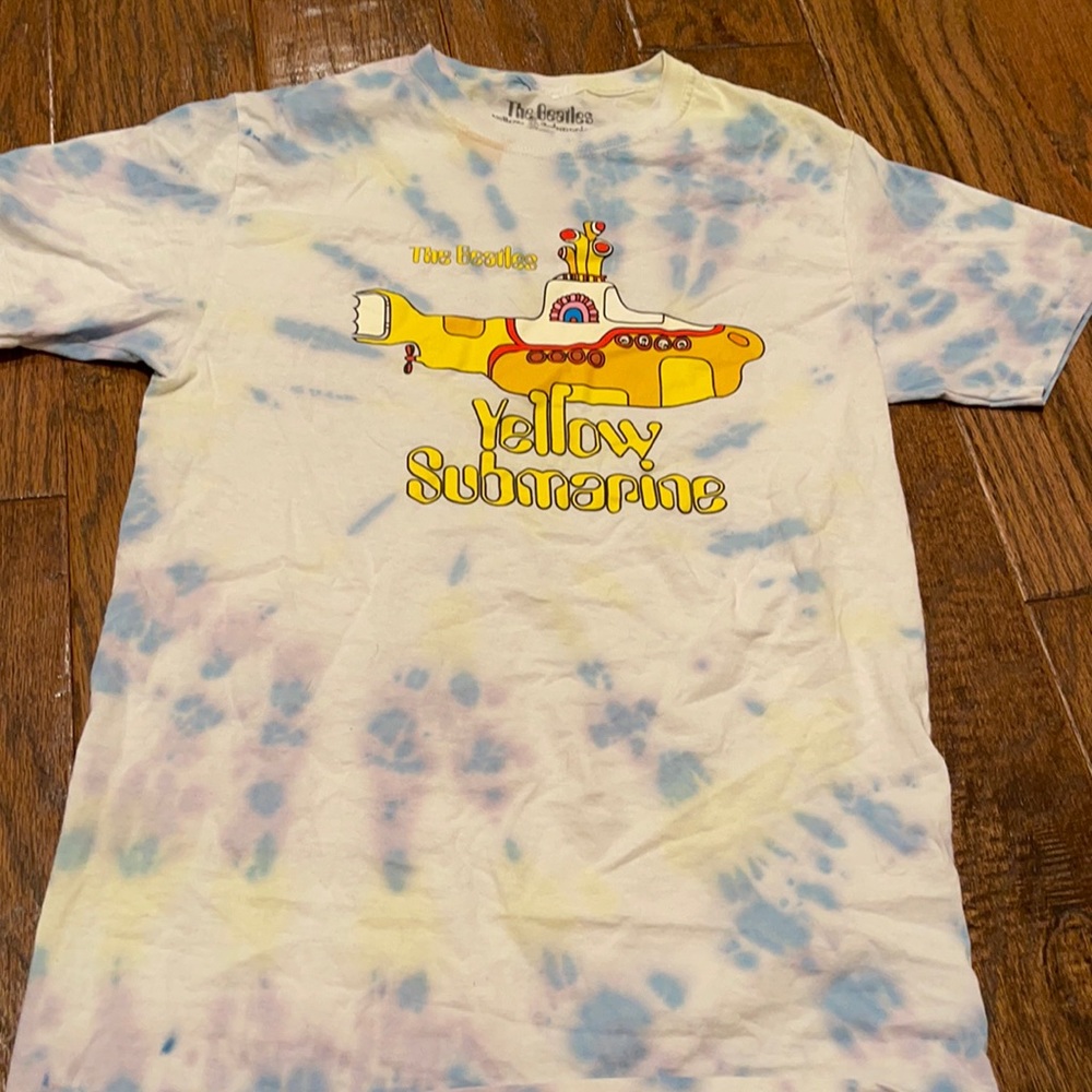 THE BEATLES/ YELLOW SUBMARINE/ TIE DYE TEE